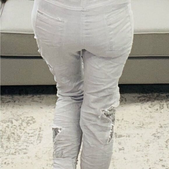 Venti 6 NWT Light Grey Sequin Star Patch Crinkle Joggers size S soft - Picture 3 of 3
